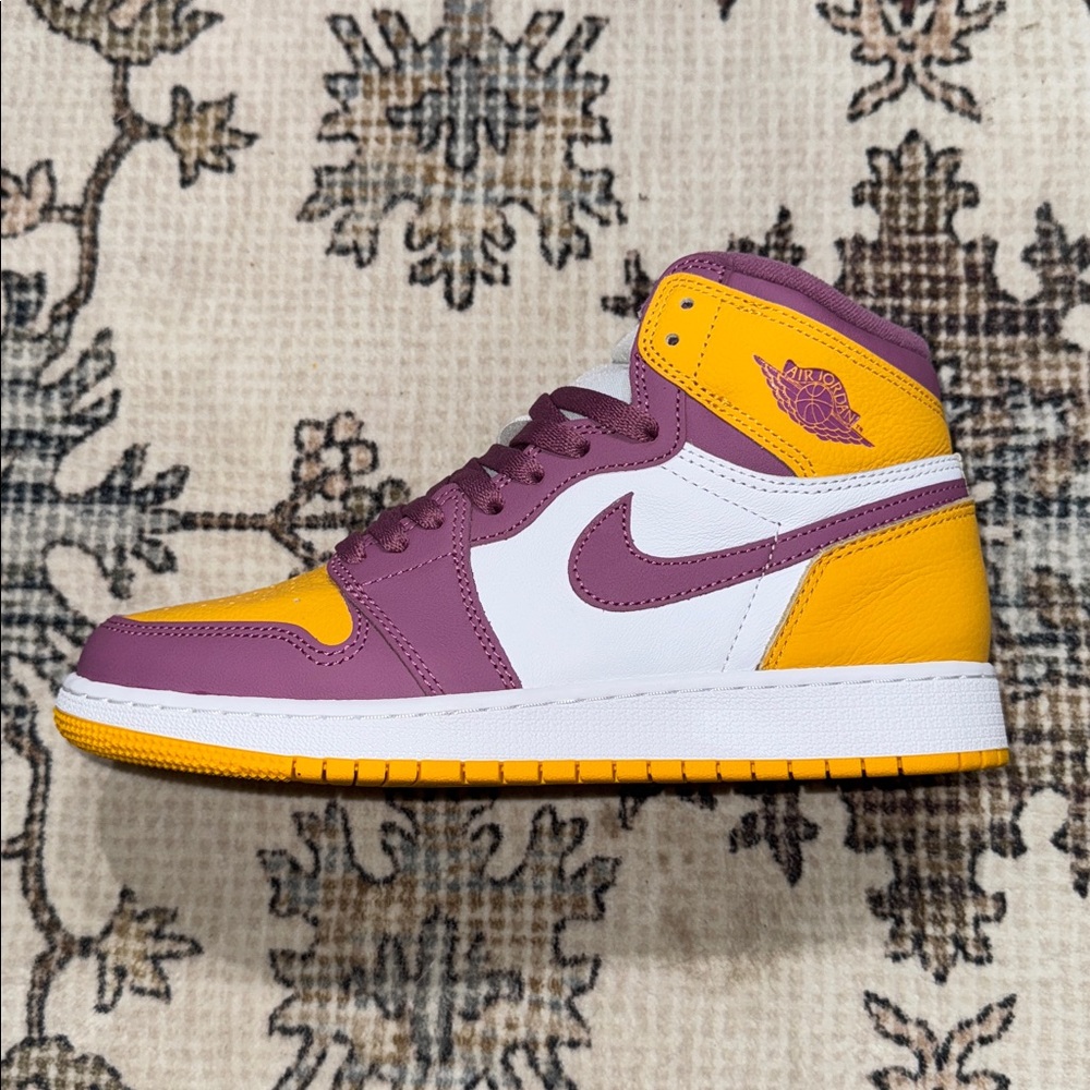 Nike Air Jordan 1 Retro ‘Brotherhoods’